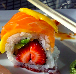 sushi salmone e fragola