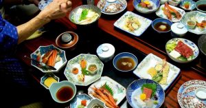 Pranzo giapponese per gli amici