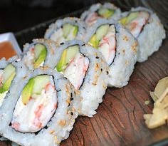 sushi avocado